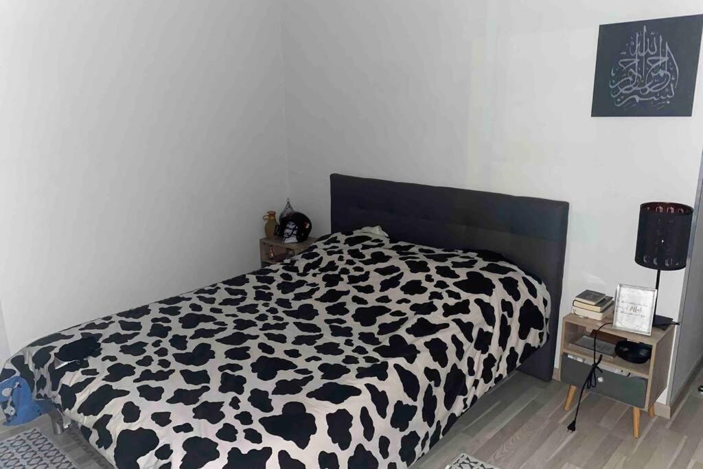 Meyzieu : superbe appartement très cosy. Esterno foto